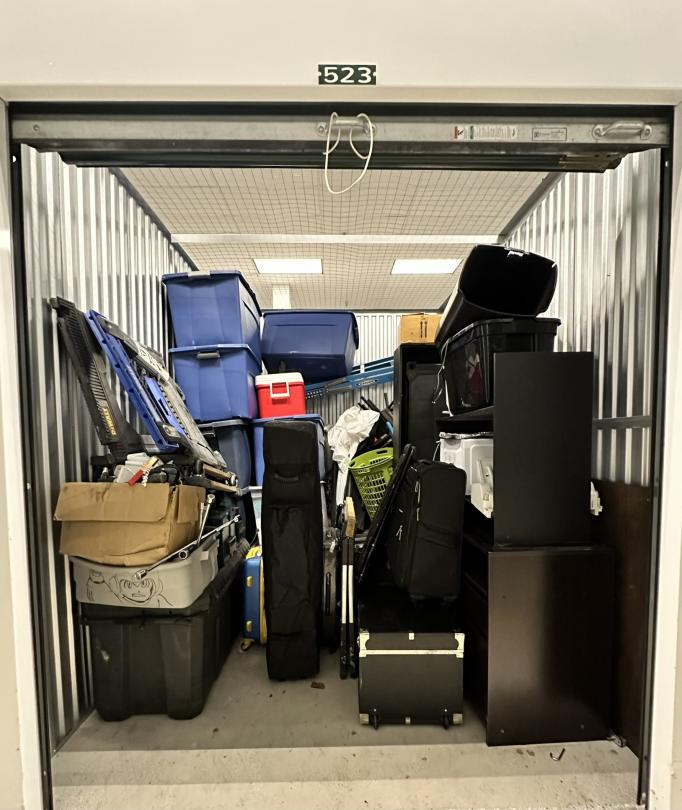 Storage Unit Auction in Jacksonville, FL at Discount Mini Storage